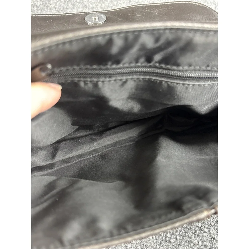 Vintage Guess Crossbody Pebbled Leather Black Purse